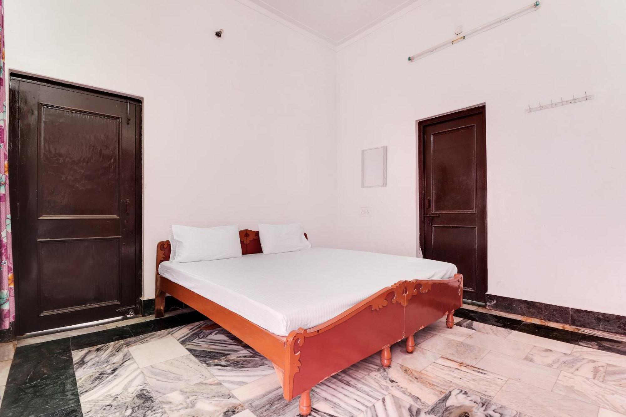 Hotel O Hanuman Bagh Ayodhya Exterior photo